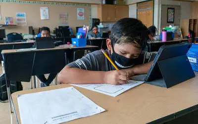 В середній школі